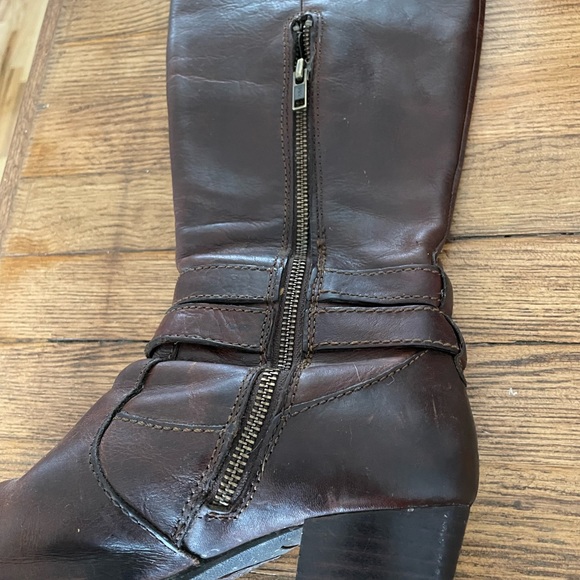 Born brown leather boots - Picture 2 of 4